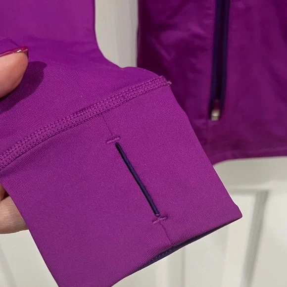 Lucy Purple and Black full zip jacket w/ thumb holes - size small - Picture 7 of 11